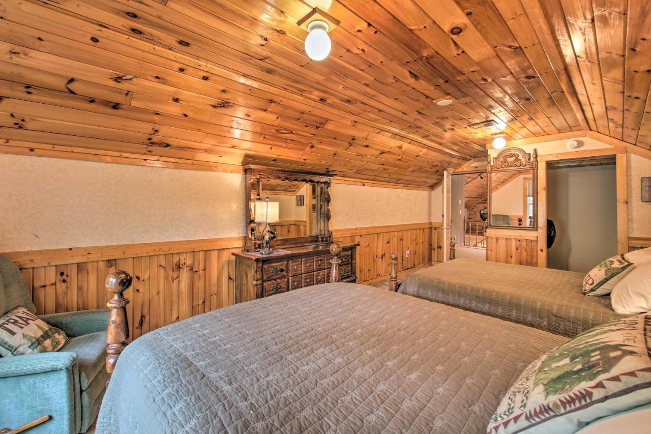 Lakeside Hot Springs Retreat With Kayaks And Boat Dock Hot Springs Village Exterior foto
